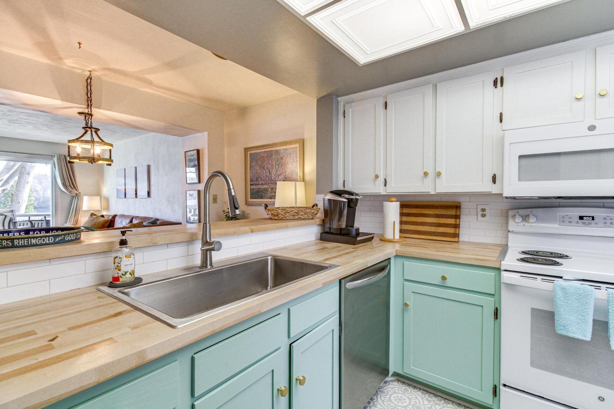 Lakefront Moneta Home With Community Boat Dock! Ngoại thất bức ảnh
