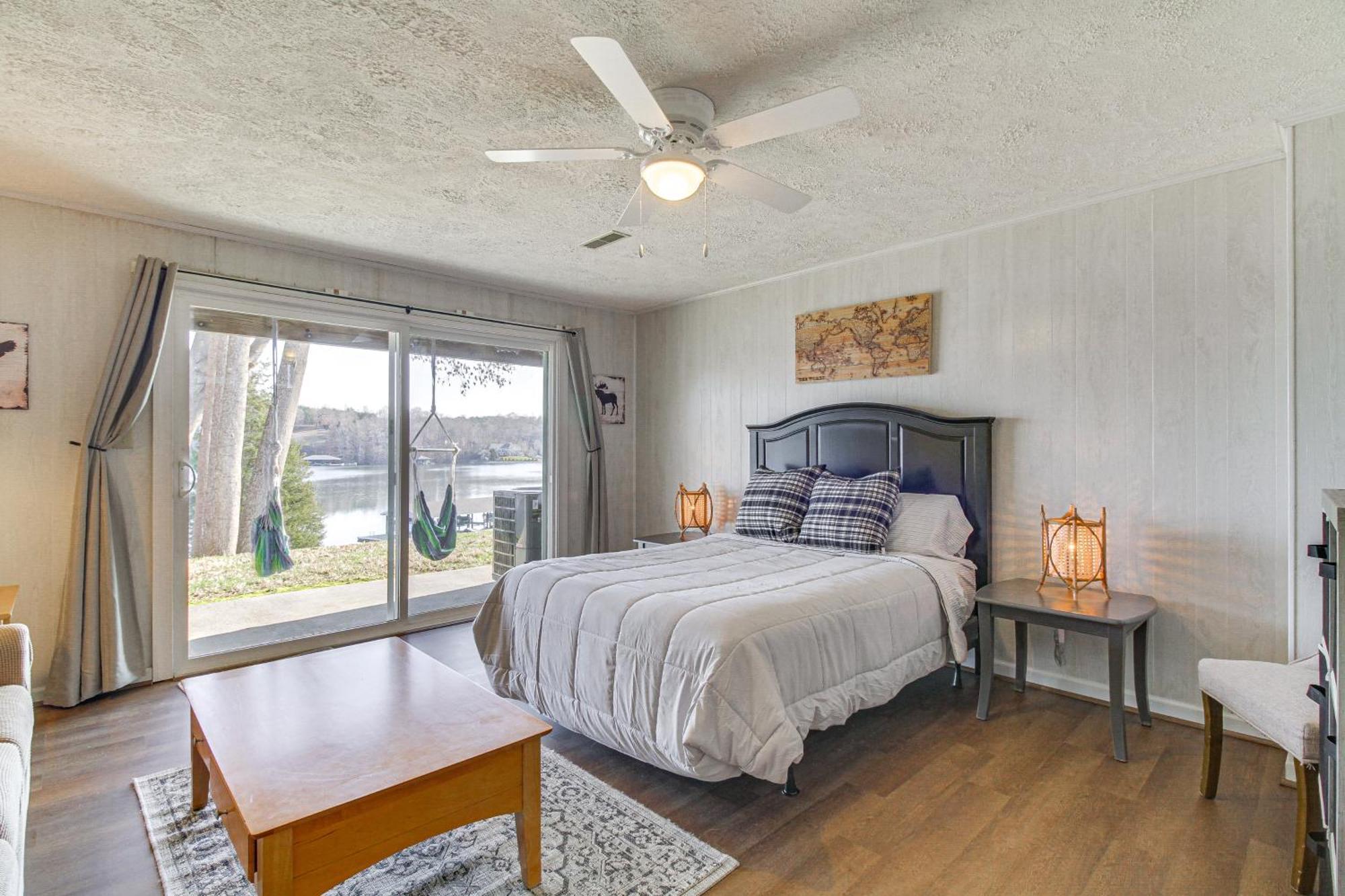 Lakefront Moneta Home With Community Boat Dock! Ngoại thất bức ảnh