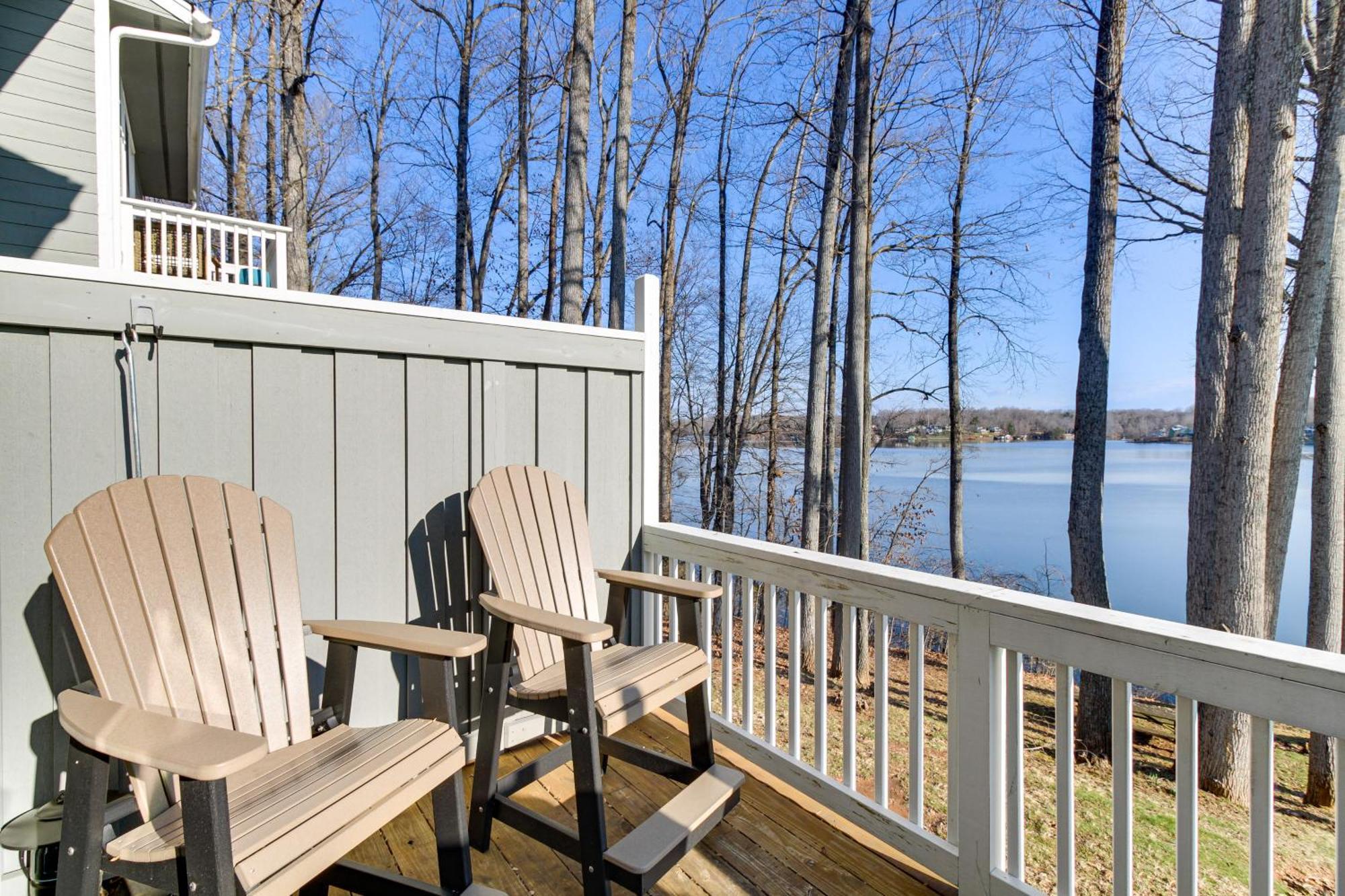 Lakefront Moneta Home With Community Boat Dock! Ngoại thất bức ảnh